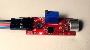 LM393 based sound sensor