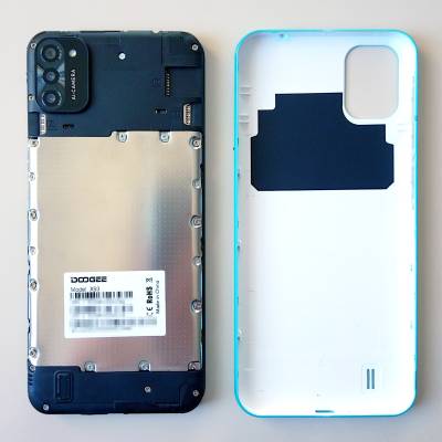 The Doogee X93 with the cover removed