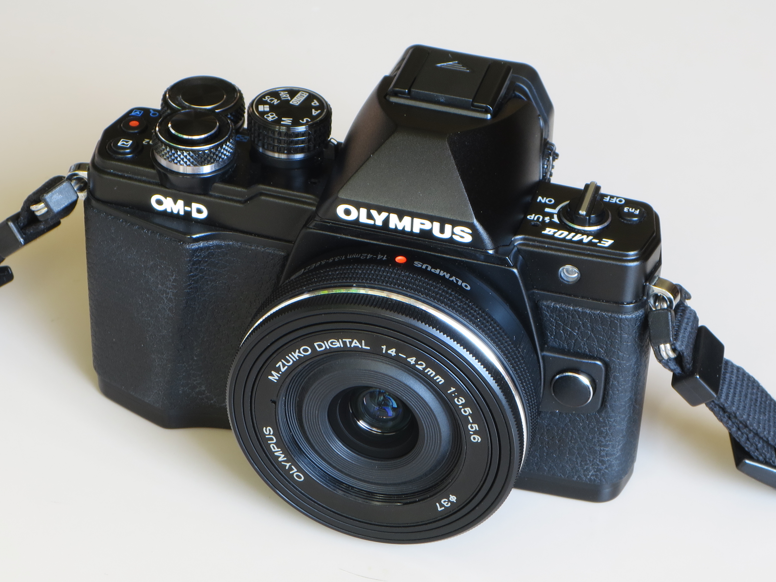 Olympus E-M10 Mark II [rigacci.org]