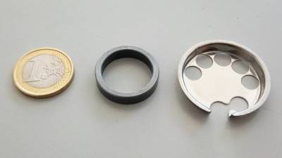 Distanziale variatore e diaframma carburatore